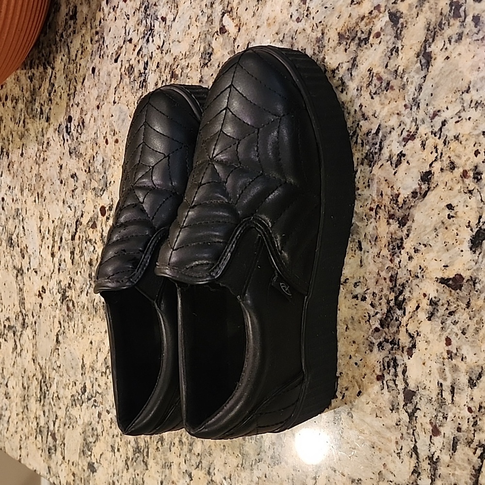 Strangecult Spiderweb creepers